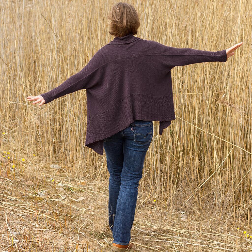 strickmich! Anleitung - Wrap & Warm von Martina Behm Musterbeispiel in der Farbe Amethyst