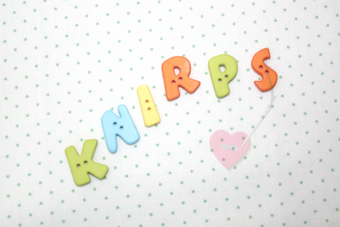 Buchstabenhits für Kids 18mm - 2-Loch Knopf  "K " Beispielbild  "Knirps "