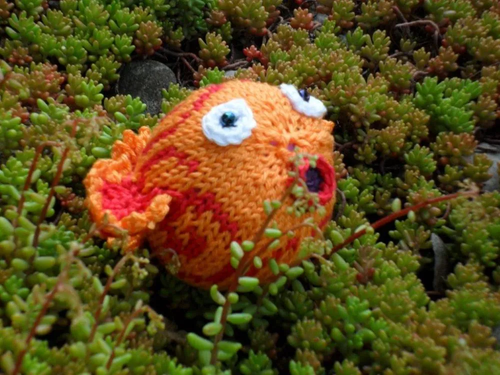 Strickanleitung Lavendelfische für witzige Duftkissen Musterbeispiel