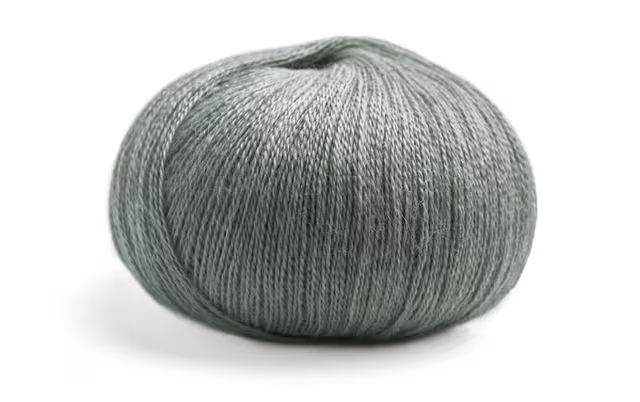 Lamana Piura - Lacegarn aus Baby-Alpaca Farbe: 64 salbei
