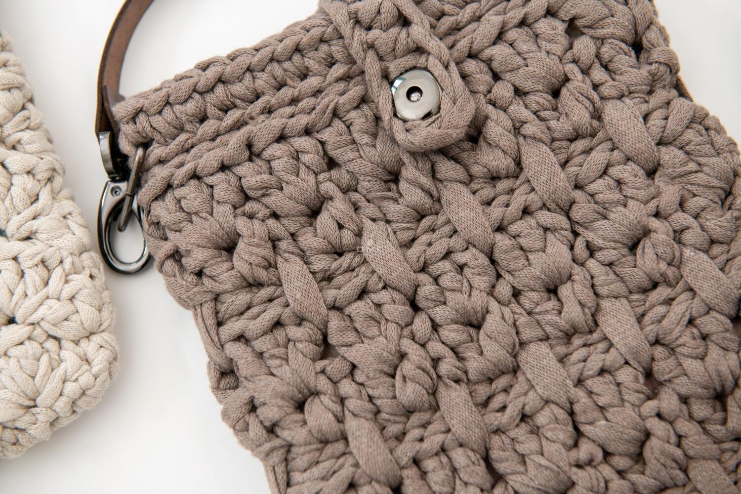 DMC Eco Vita Anleitungsheft Tape Yarn - Taschen häkeln Modellbeispiel