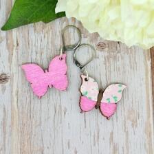 Handgefertigter Maschenmarkierer aus Holz - Schmetterling Farbe: Rosa