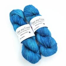 Fluse und Fussel Handdyed-Edition - Baby-Alpaka handgefärbt 100g Farbe: Blaupetrol