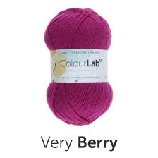 West Yorkshire Spinners ColourLab DK Unis Farbe: 647 verry berry