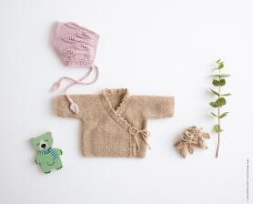 Lana Grossa Infanti Edition 03 Mütze, Wickeljacke und Babysocken aus Cotton Love und Cool Wool Baby