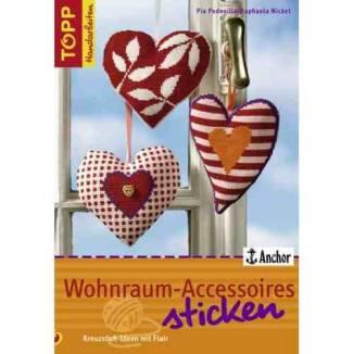 Buch - Wohnraum Accessoires sticken von Pia Pedevilla und Raphaela Nickel