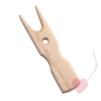 Handgefertigte Strickgabel aus Hartholz