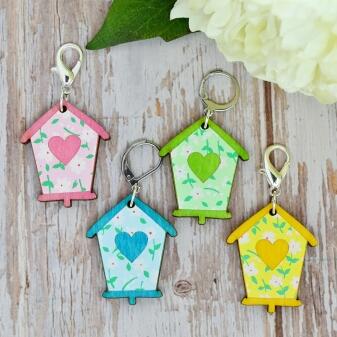 Handgefertigter Maschenmarkierer aus Holz - Herziges Vogelhaus