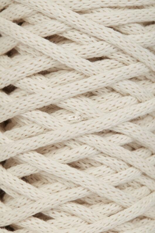 DMC Nova Vita - Makrameegarn aus recycelter Baumwolle Farbe: 31