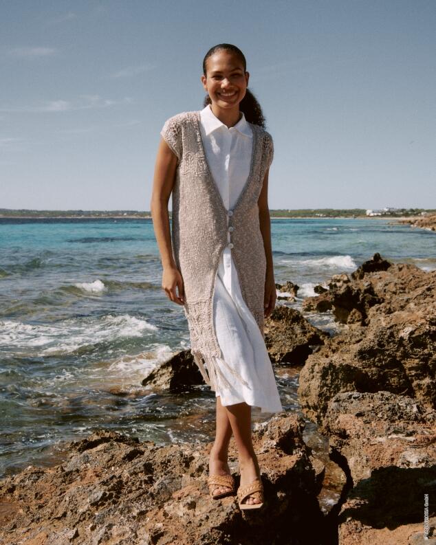 Lana Grossa Linea Pura Nr. 16 Modell 26 Weste Terra