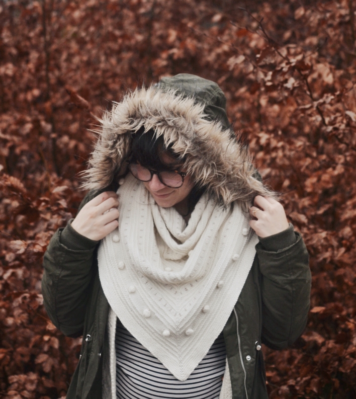 Rosy Green Wool Anleitung - Tuch Brune von Melody Hoffmann