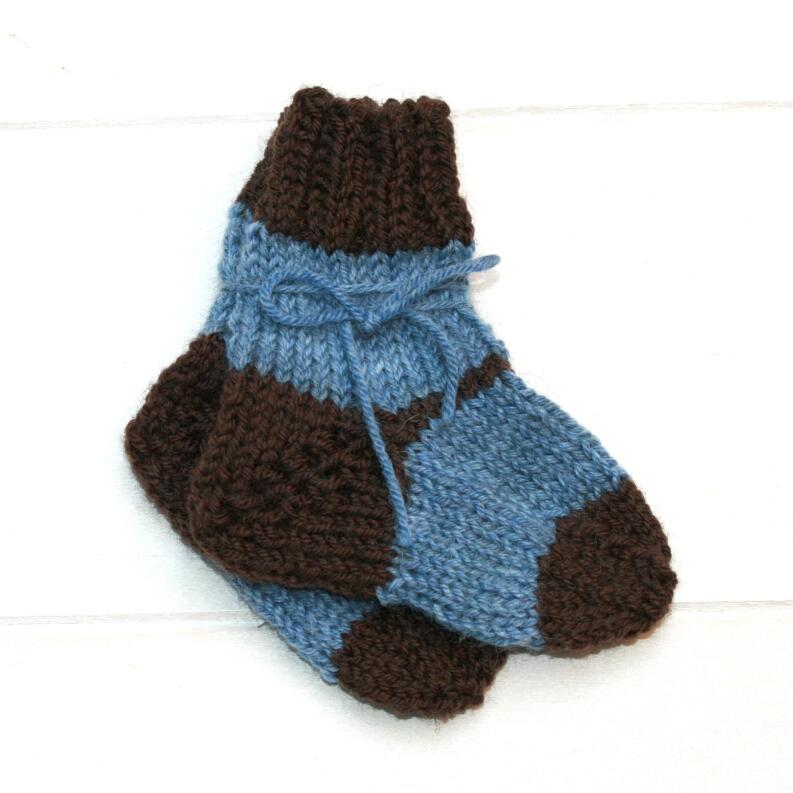 Handgestrickte Babysocken für Neugeborene