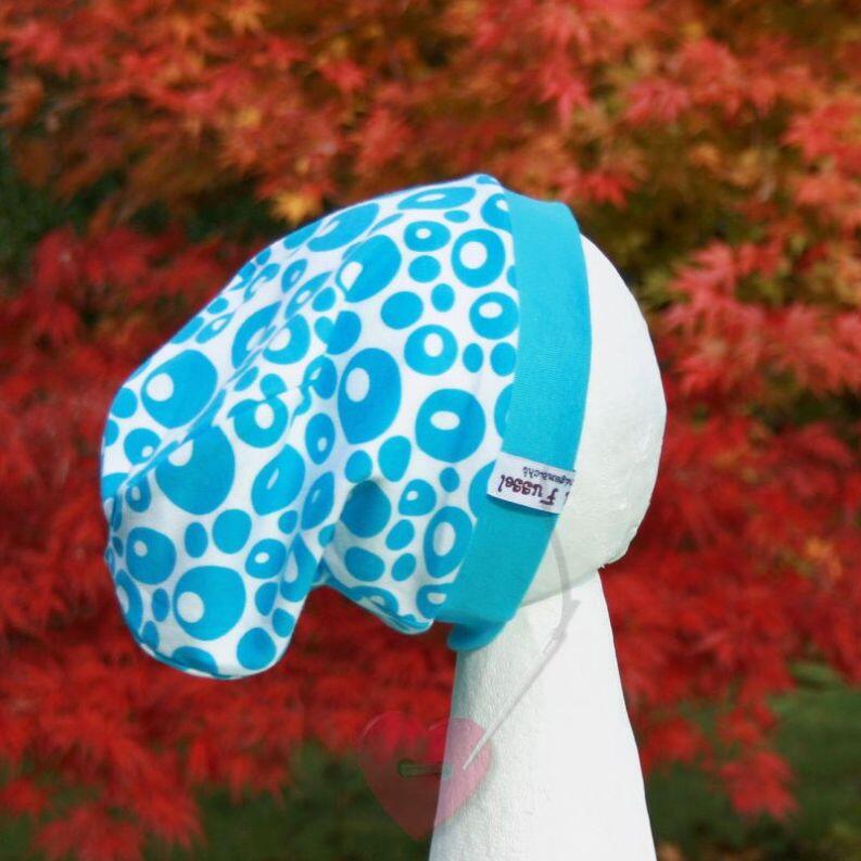 Handgefertigte BIO-Kindermütze Wende-Beanie mit Bibern und Bubbles