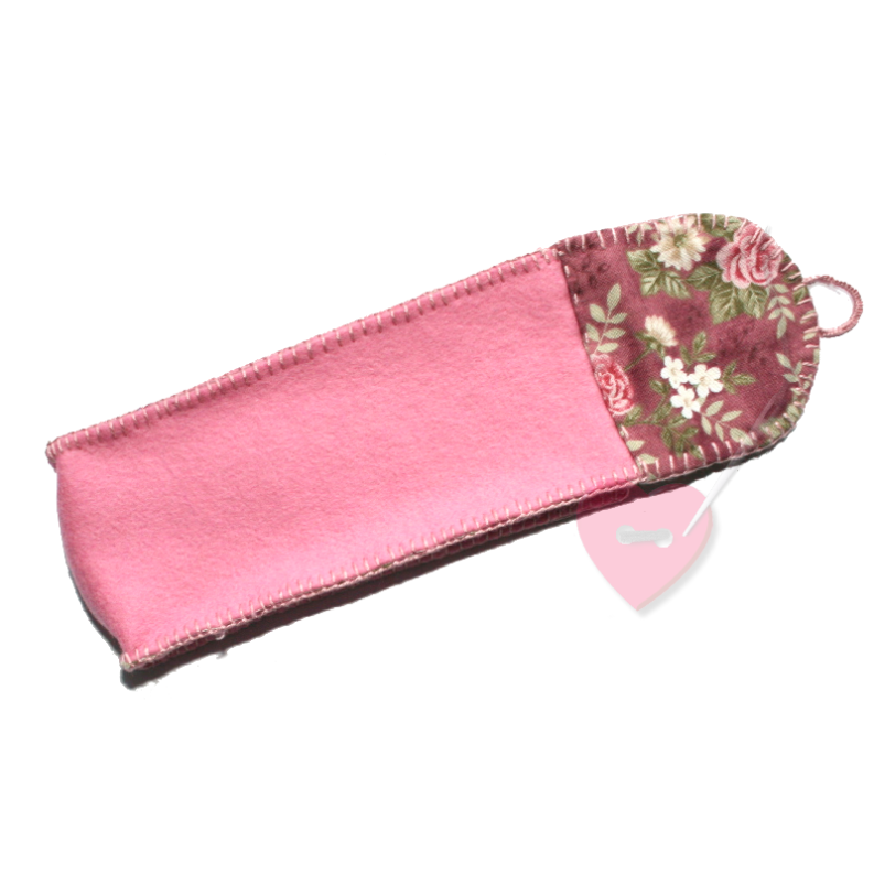Schönes Etui aus rosafarbenem Wollfilz mit Blümchenfutter - für Brille, Stifte oder Stricknadeln -