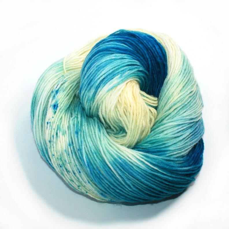 FuF Handgefärbte Merino Sockenwolle 4-fach- Sockengarn 100g Farbe: Leichtmut