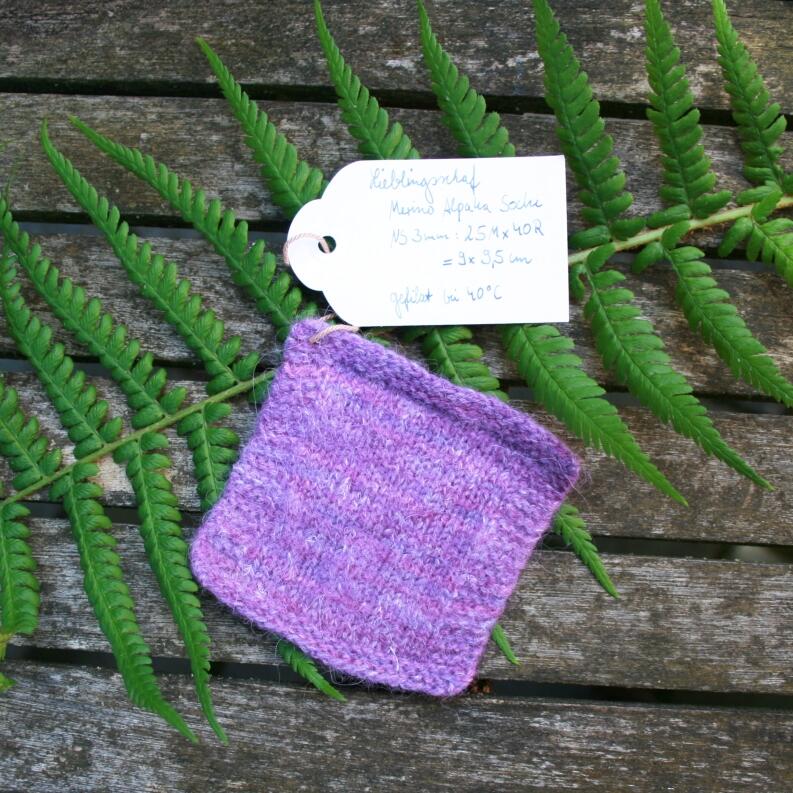 Lieblingsschaf - MerinoAlpaka handgefärbt 100g Maschenprobe gefilzt bei 40°C in der Waschmaschine