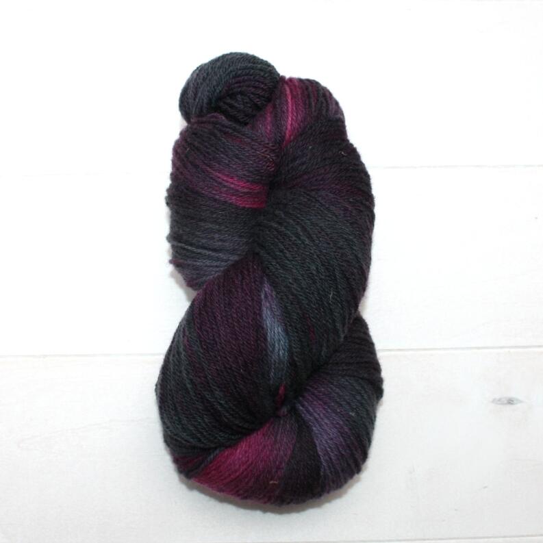 Lieblingsschaf - BlueMerino handgefärbt Sagen und Legenden: Geister und Gespenster