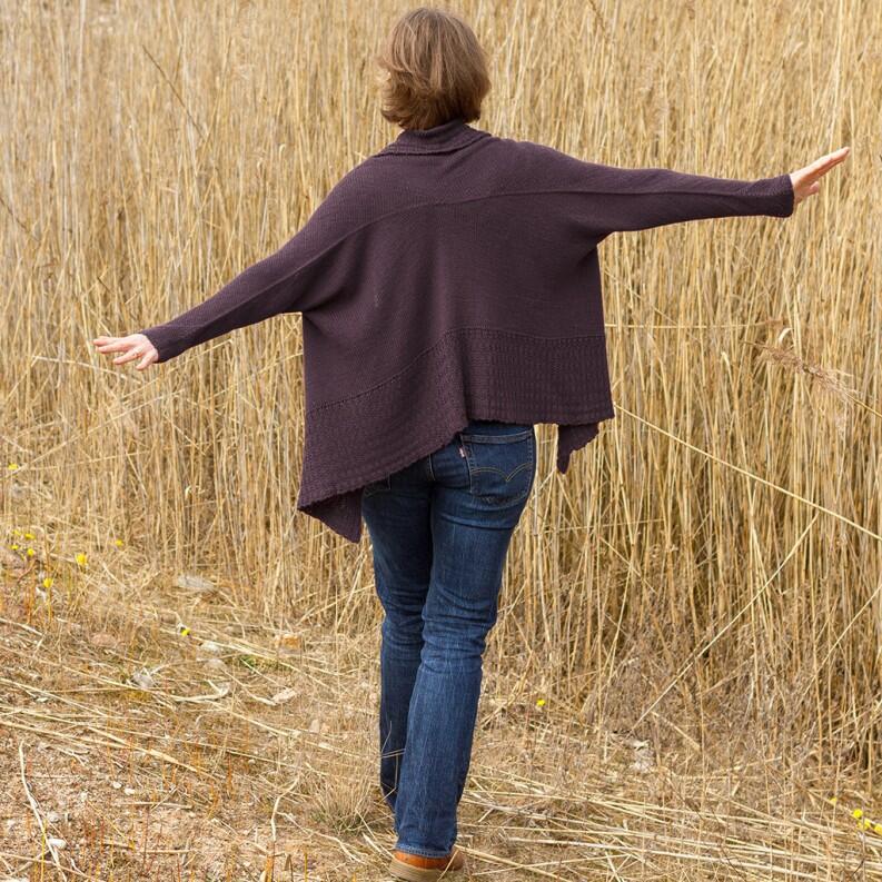 strickmich! Anleitung - Wrap & Warm von Martina Behm Musterbeispiel in der Farbe Amethyst