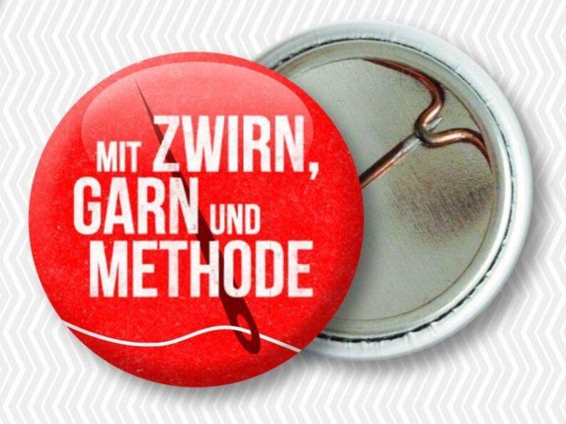 strickimicki - fröhlich, freche Buttons rund ums Handarbeiten