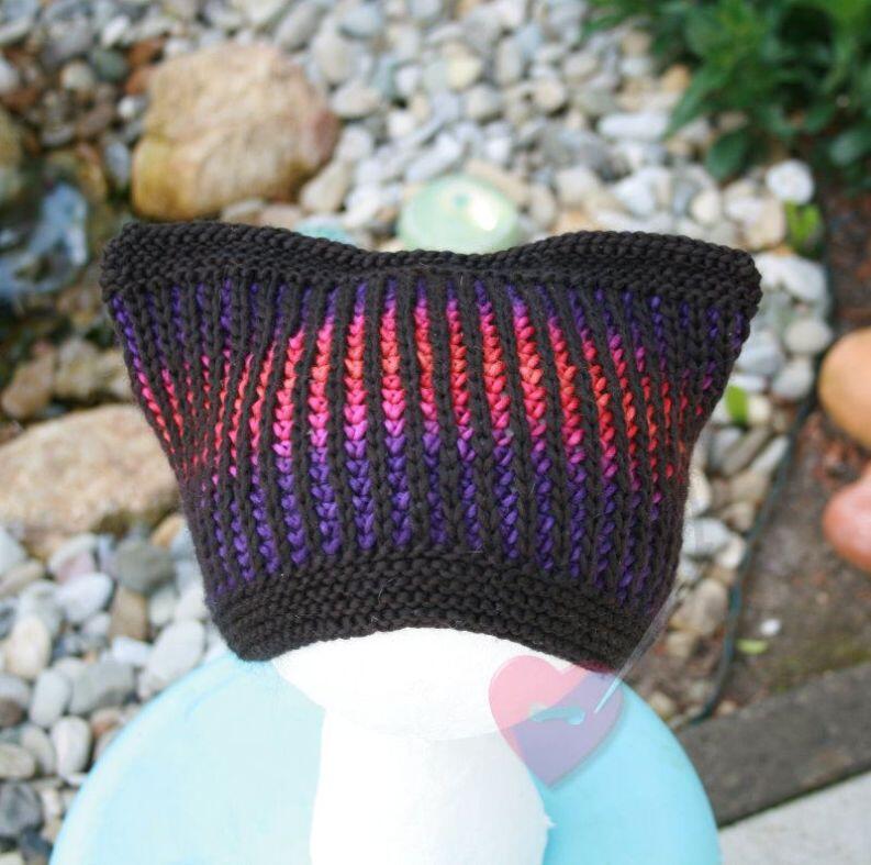 Schoppel Reggae ombré Fuchsienbeet und Dunkle Schokolade Verarbeitungsbeispiel Kindermütze